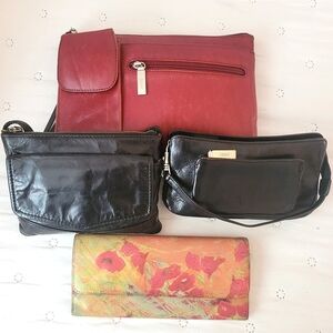 HOBO Crossbody Bundle